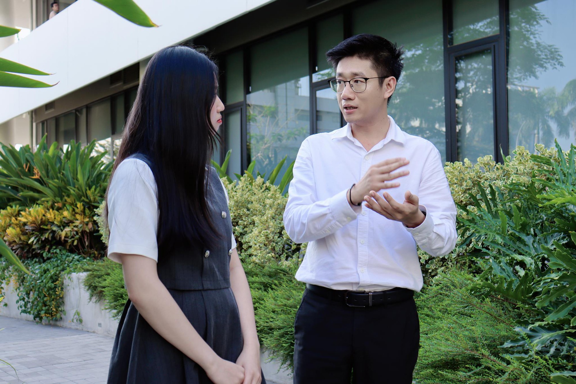 Chuyện hạt nh&acirc;n AI thay đổi c&aacute;ch l&agrave;m việc của h&agrave;ng ngh&igrave;n kỹ sư - Ảnh 1.