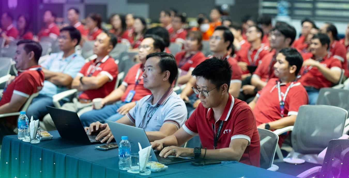 Chuyện hạt nh&acirc;n AI thay đổi c&aacute;ch l&agrave;m việc của h&agrave;ng ngh&igrave;n kỹ sư - Ảnh 2.