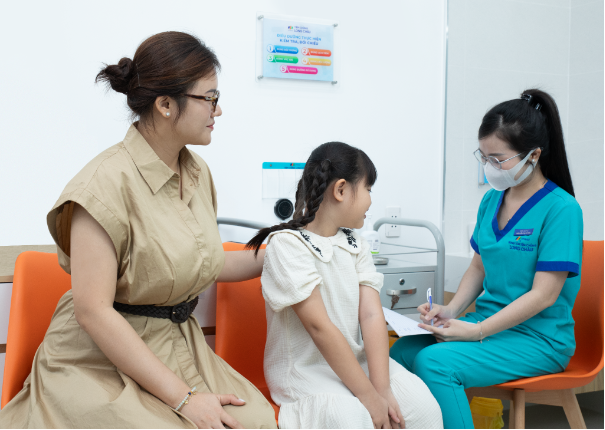 "Mồi ngon" của loạt dịch bệnh nguy hiểm: Chuy&ecirc;n gia khuyến c&aacute;o phụ huynh l&agrave;m điều n&agrave;y sớm- Ảnh 2.