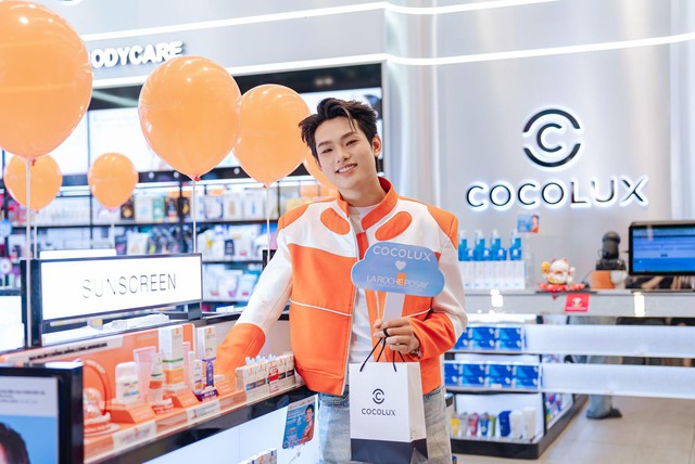 AEON Mall Long Bi&ecirc;n &ldquo;vỡ trận&rdquo;: B&ugrave;i Trường Linh khiến fan h&aacute;t kh&ocirc;ng nghỉ tại event COCOLUX x La Roche-Posay- Ảnh 5.
