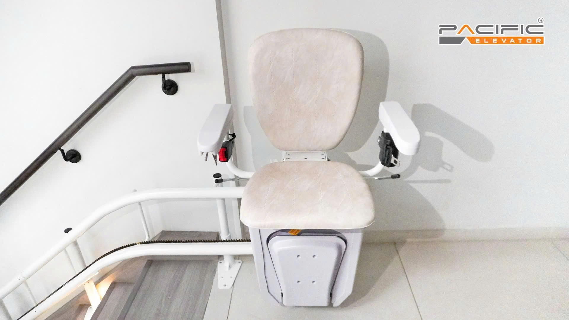 Thang ghế stairlift - giải ph&aacute;p cho người lớn tuổi m&agrave; kh&ocirc;ng cần cải tạo nh&agrave; - Ảnh 3.