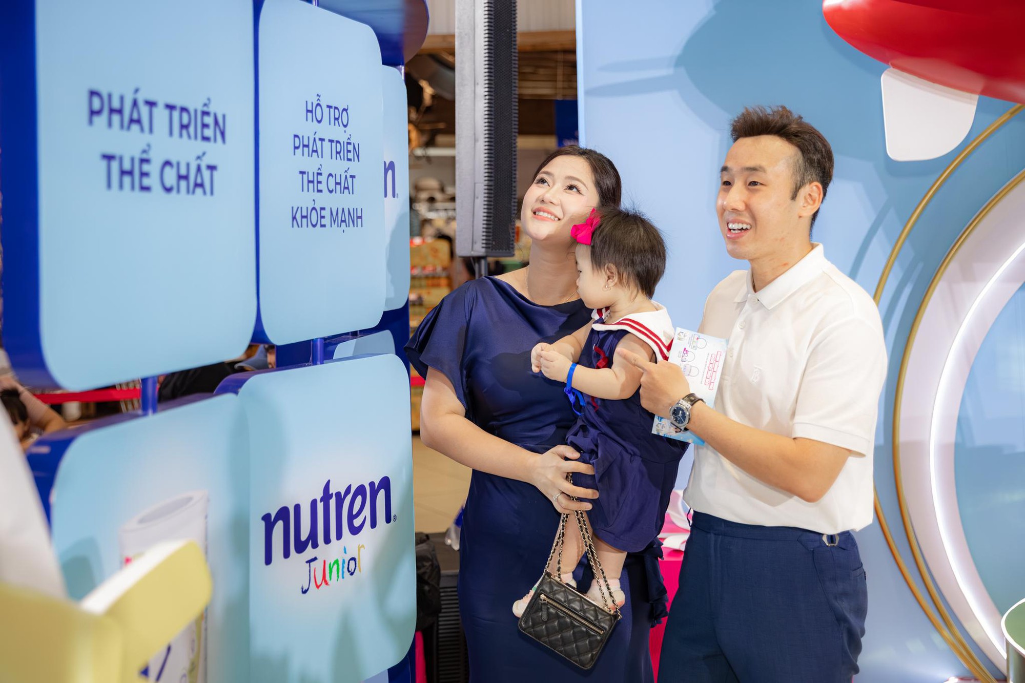 D&agrave;n hot mom c&ugrave;ng h&agrave;ng trăm gia đ&igrave;nh "đổ bộ" Ng&agrave;y hội th&ocirc;i n&ocirc;i quy m&ocirc; lớn nhất tại TP.HCM- Ảnh 8.