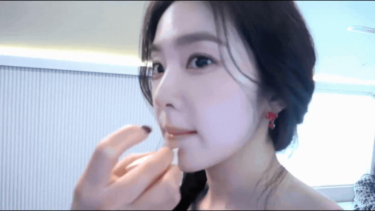 Đệ nhất mỹ nhân của showbiz lộ khuyết điểm ngay trước cam thường, nhờ màn “phù phép” mà visual vẫn đỉnh khó tin - Ảnh 2.