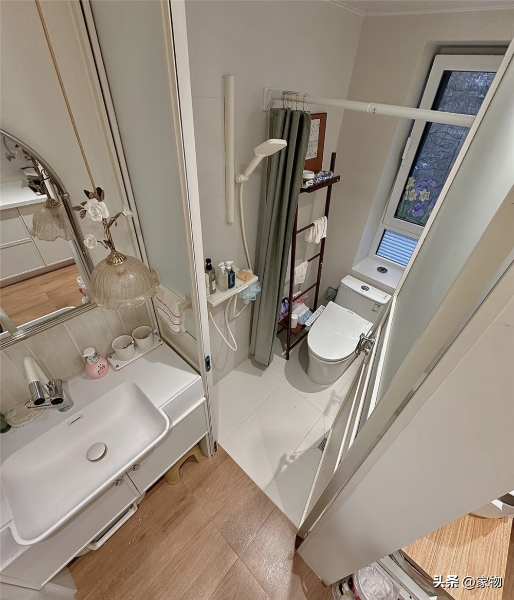 Chi 108 triệu đồng cải tạo căn hộ 42m²: Gia đình 3 người bỏ hẳn 1 phòng ngủ để đổi lấy điều nhiều người ở chung cư đang thiếu - Ảnh 3.