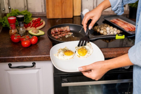 Phụ nữ hiện đại v&agrave; b&iacute; quyết chăm s&oacute;c sức khỏe từ gốc- Ảnh 2.