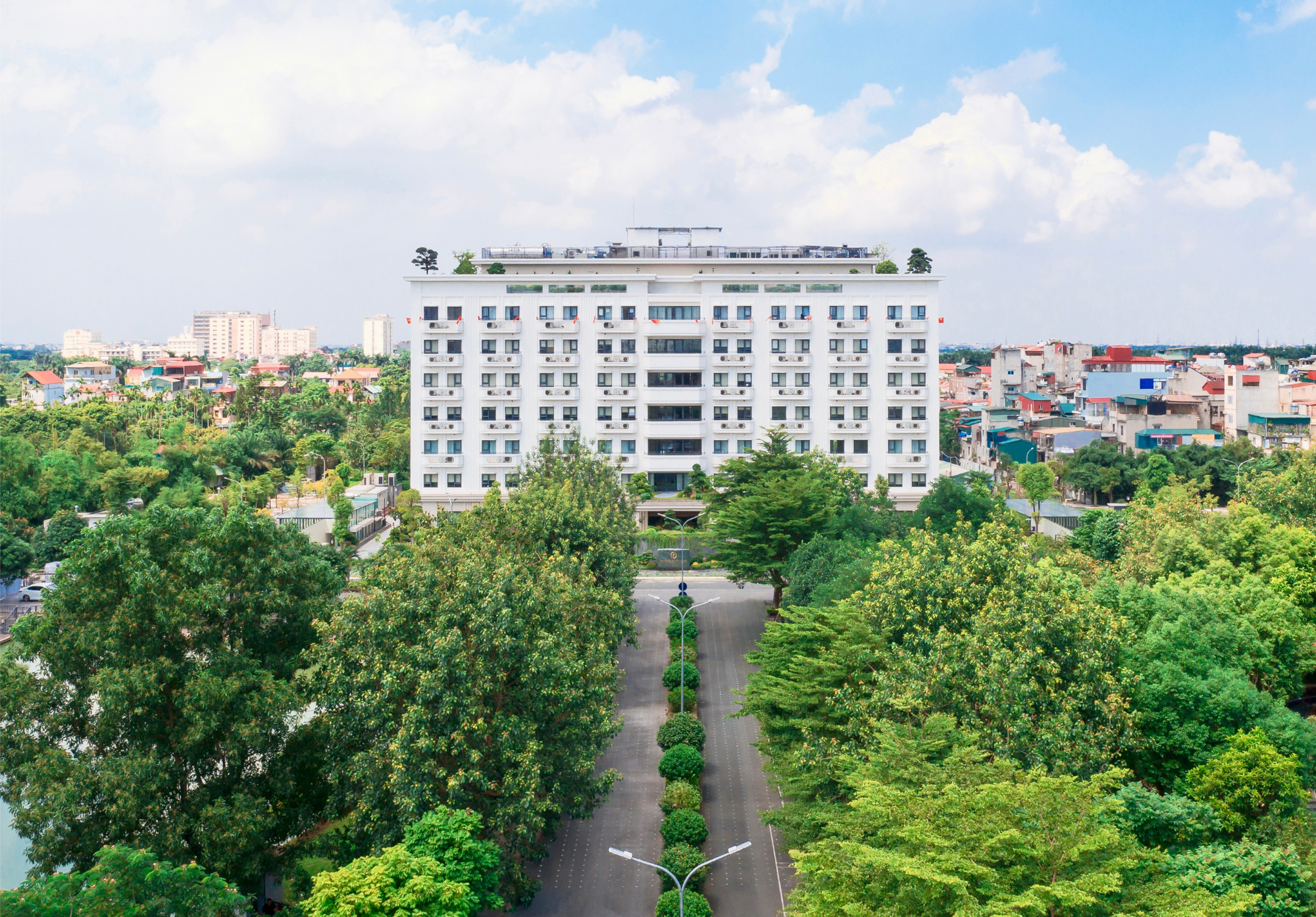 Kh&ocirc;ng chỉ l&agrave; viện dưỡng l&atilde;o, đ&acirc;y c&ograve;n l&agrave; &ldquo;thi&ecirc;n đường nghỉ dưỡng&rdquo; cho tuổi gi&agrave; - Ảnh 1.