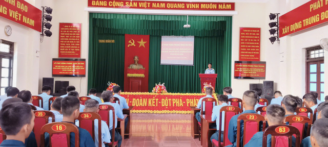 Sư đo&agrave;n 377 ph&aacute;t động phong tr&agrave;o thi đua &ldquo;Đổi mới s&aacute;ng tạo, ph&aacute;t triển khoa học, c&ocirc;ng nghệ, chuyển đổi số, chuyển đổi xanh&rdquo;,  - Ảnh 3.