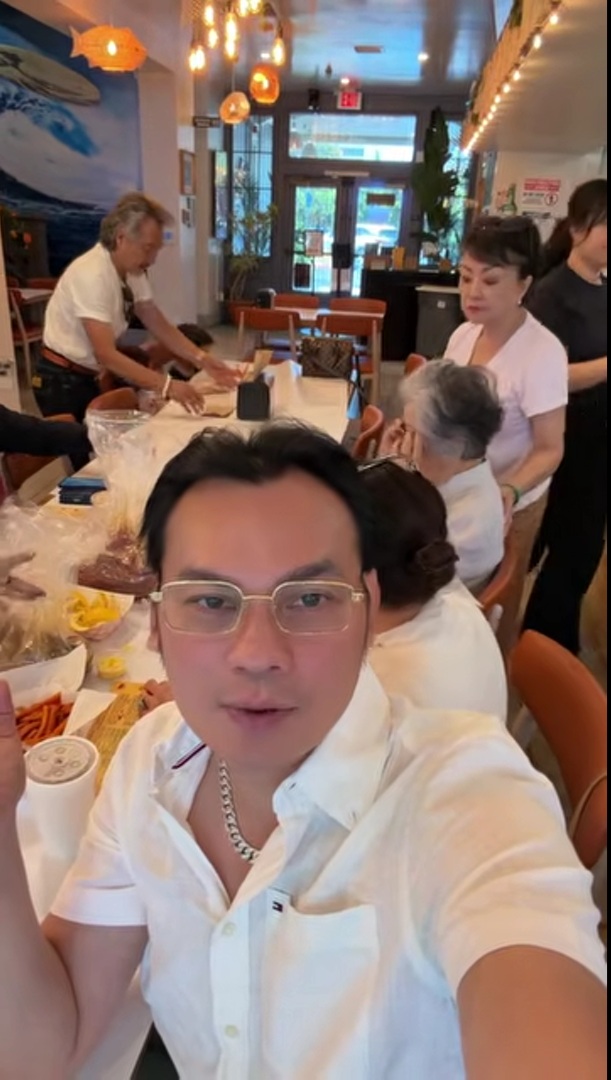MC Kỳ Duy&ecirc;n mở nh&agrave; h&agrave;ng sang trọng tại Mỹ, 2 NSƯT c&ugrave;ng tới - Ảnh 1.
