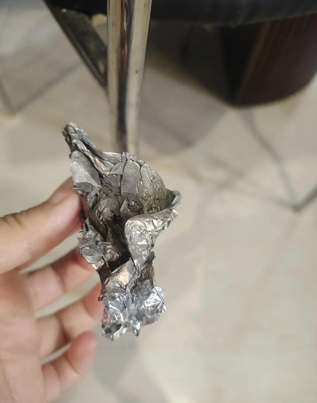 Mẹ t&ocirc;i kh&ocirc;ng mua th&ecirc;m chất tẩy n&agrave;o suốt nhiều năm: 8 mẹo dọn dẹp gi&uacute;p căn nh&agrave; 10 năm tuổi l&uacute;c n&agrave;o cũng như mới - Ảnh 10.