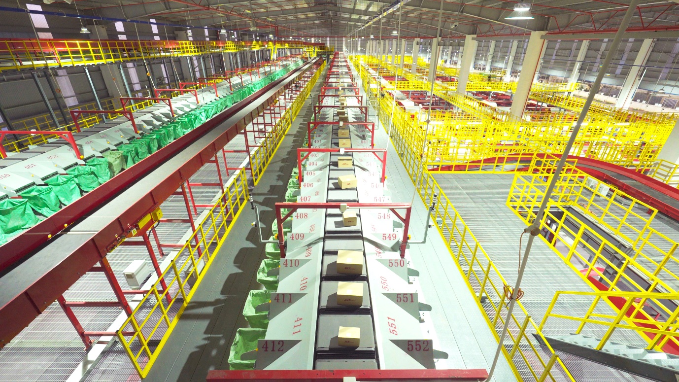 J&T Express thu h&uacute;t lao động trẻ v&agrave; th&uacute;c đẩy trải nghiệm số tại LOGFAIR 2026 - Ảnh 3.