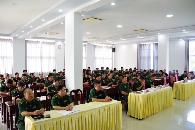 Bi&ecirc;n ph&ograve;ng cửa khẩu cảng B&agrave; Rịa - Vũng T&agrave;u ph&aacute;t động Phong tr&agrave;o thi đua &ldquo;Đổi mới s&aacute;ng tạo, ph&aacute;t triển khoa học, c&ocirc;ng nghệ, chuyển đổi số, chuyển đổi xanh&rdquo; - Ảnh 3.