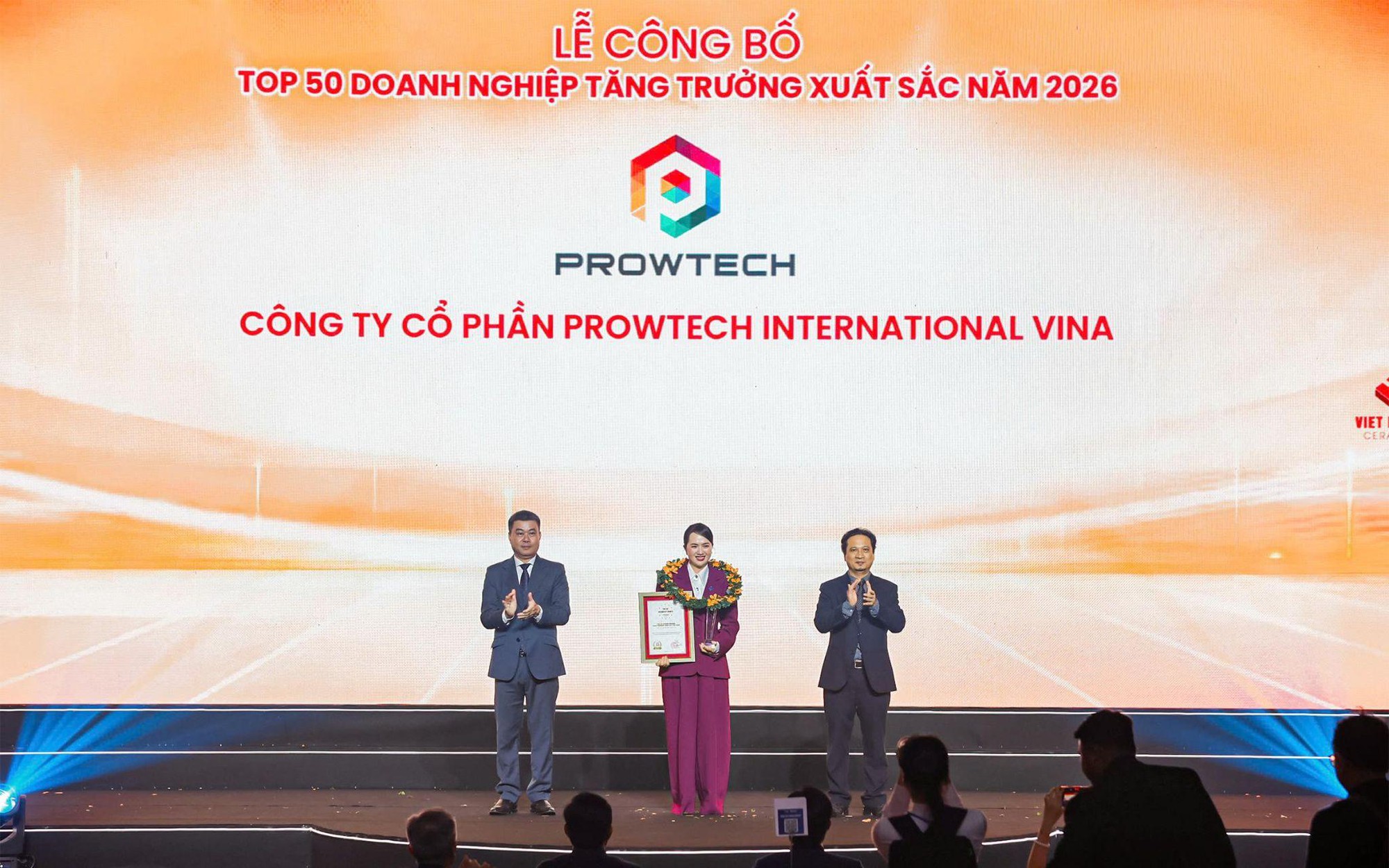 Điều g&igrave; gi&uacute;p Prowtech tăng vọt v&agrave;o Top 50 FAST500? - Ảnh 1.