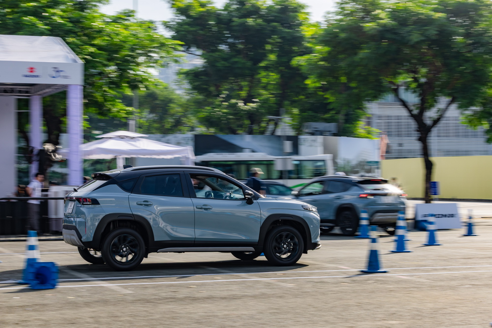 Thời điểm biến động, người d&ugrave;ng vẫn c&oacute; lựa chọn SUV Nhật Bản lăn b&aacute;nh dưới 500 triệu- Ảnh 3.
