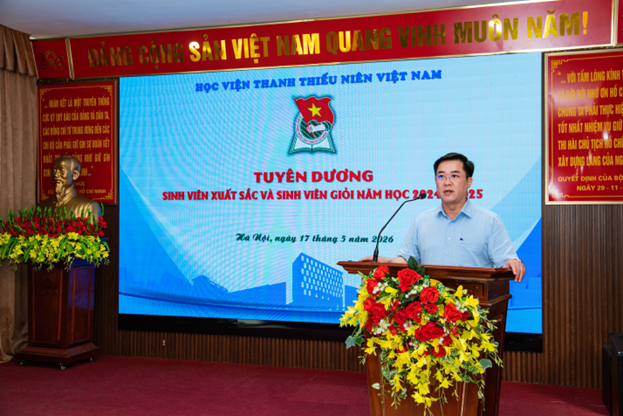 Học viện Thanh thiếu ni&ecirc;n Việt Nam tuy&ecirc;n dương sinh vi&ecirc;n ti&ecirc;u biểu năm học 2024 - 2025 tại K9 - Đ&aacute; Ch&ocirc;ng - Ảnh 1.