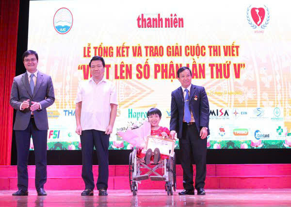 Ph&aacute;t động cuộc thi viết &ldquo;Vượt l&ecirc;n số phận&rdquo; lần thứ IX: Viết tiếp bản h&ugrave;ng ca về nghị lực sống v&agrave; kh&aacute;t vọng Việt- Ảnh 1.