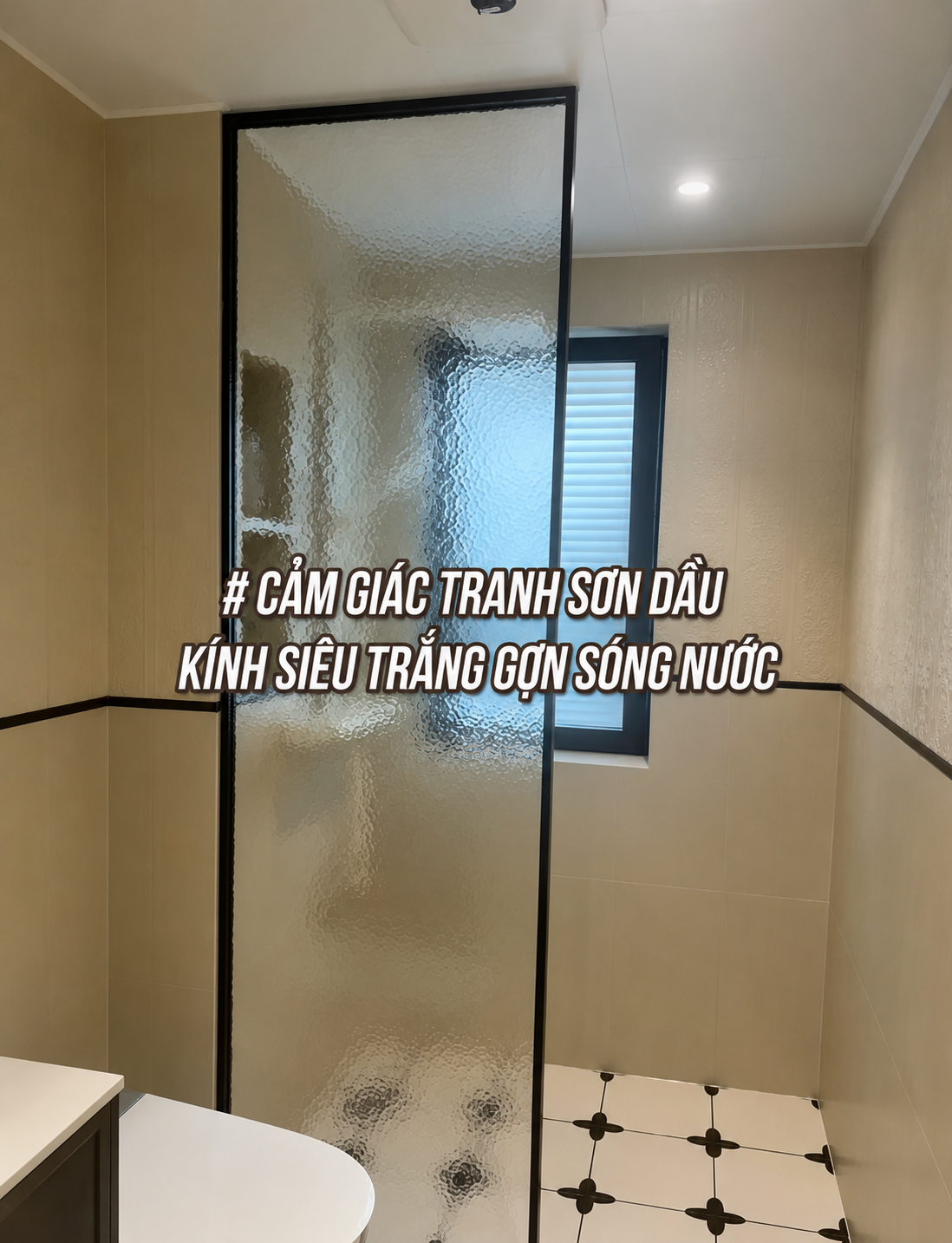 V&aacute;ch k&iacute;nh ph&ograve;ng tắm đang dần &ldquo;thất sủng&rdquo;? Nhiều gia đ&igrave;nh chuyển sang 4 kiểu thiết kế tiết kiệm diện t&iacute;ch, dễ vệ sinh hơn - Ảnh 2.