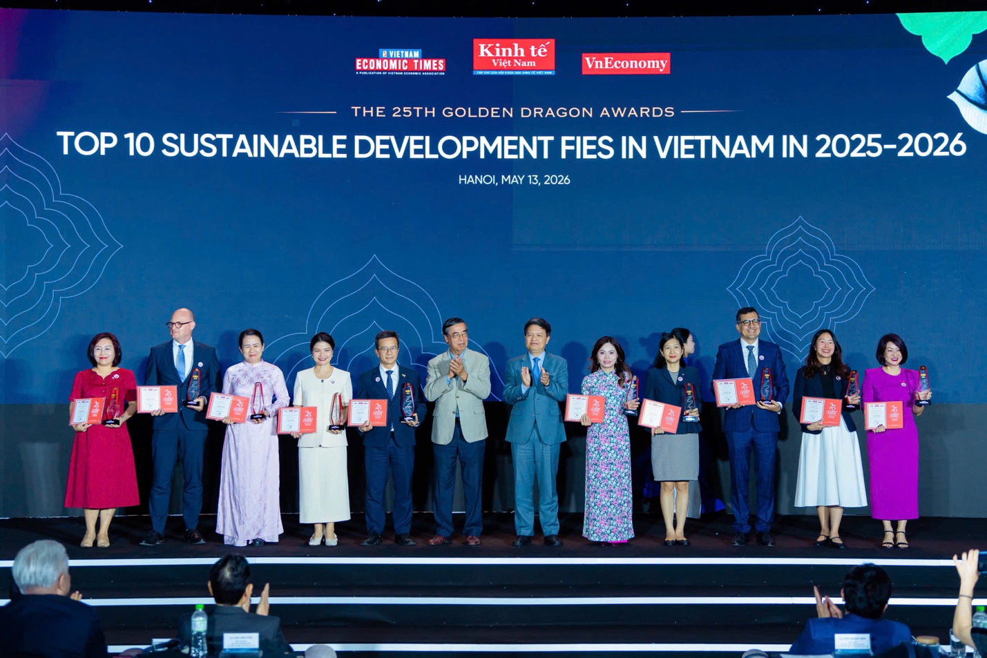 Coca-Cola Việt Nam tiếp tục được vinh danh tại giải thưởng Rồng V&agrave;ng 2026 - Ảnh 1.