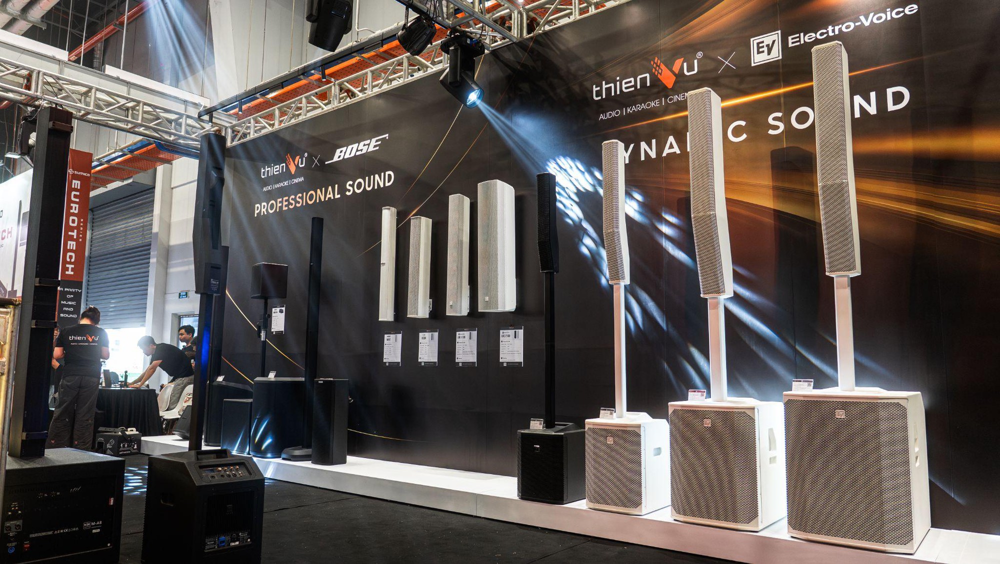Thi&ecirc;n Vũ Audio g&oacute;p mặt tại Plase Show 2026, tr&igrave;nh diễn Electrovoice EVF Series lần đầu ti&ecirc;n tại Ch&acirc;u &Aacute; - Ảnh 3.