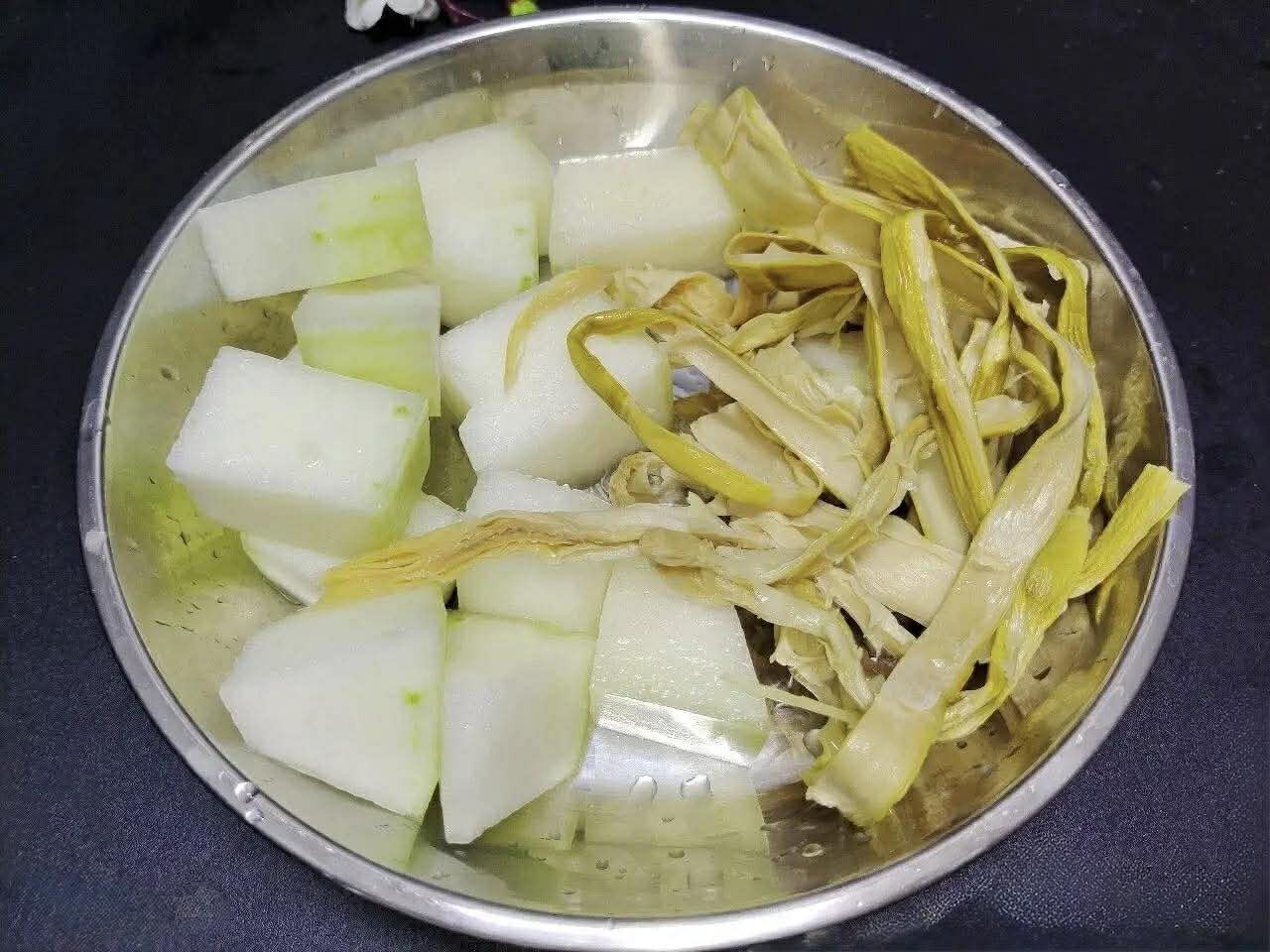 Vẫn l&agrave; m&oacute;n canh c&agrave; chua nhưng nấu theo c&aacute;ch n&agrave;y, vị chua ngọt thanh m&aacute;t ngon bất ngờ, ăn đến đ&acirc;u "thấm" đến đ&oacute;- Ảnh 4.