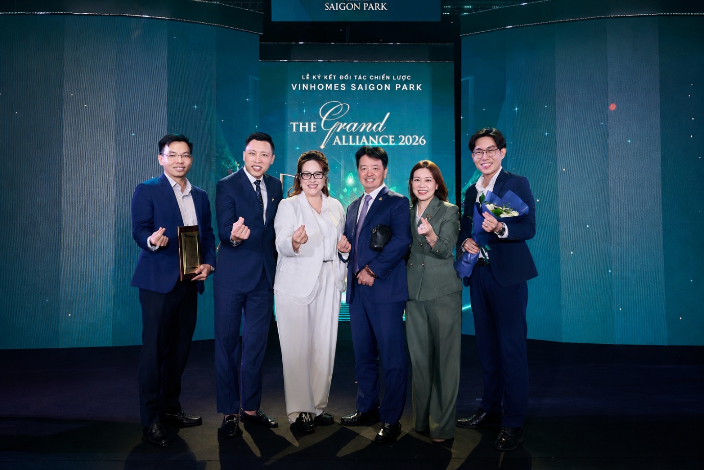Five Star Property v&agrave; Vinhomes: Đồng h&agrave;nh khai ph&aacute; tiềm năng đại đ&ocirc; thị Vinhomes Saigon Park - Ảnh 3.