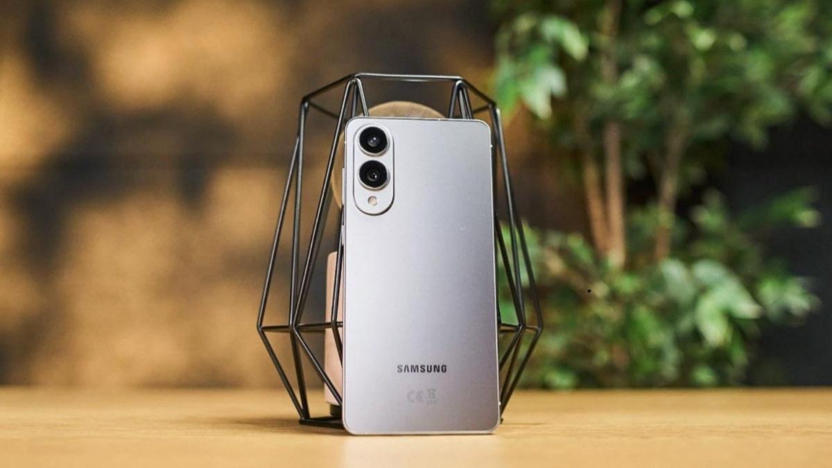 Review Samsung Galaxy S25 Edge: Đẹp nhưng c&oacute; thực dụng? - Ảnh 1.
