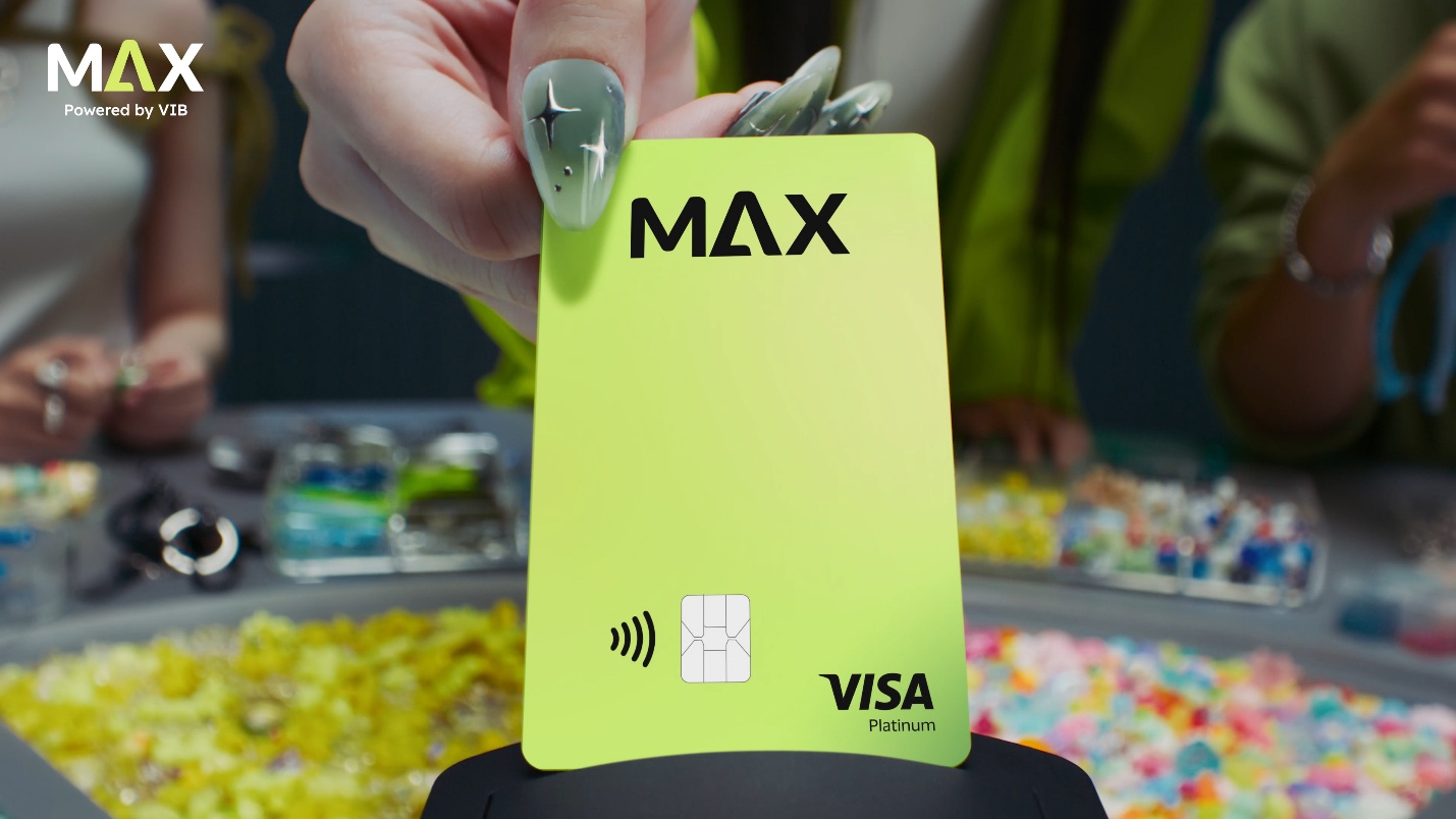 Max Card kết hợp c&ugrave;ng RHYDER v&agrave; &Aacute;nh S&aacute;ng Aza: Khi chiếc thẻ trở th&agrave;nh tuy&ecirc;n ng&ocirc;n phong c&aacute;ch sống - Ảnh 3.