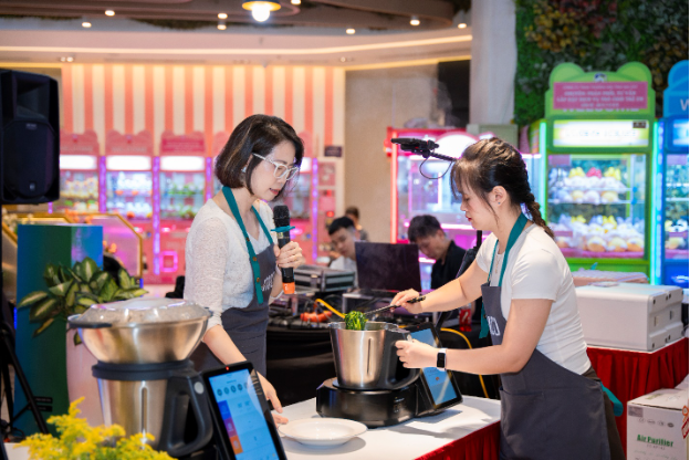 Sự kiện trải nghiệm robot nấu ăn INNOCHEF NEXT "1 robot c&acirc;n cả căn bếp" - Ảnh 4.