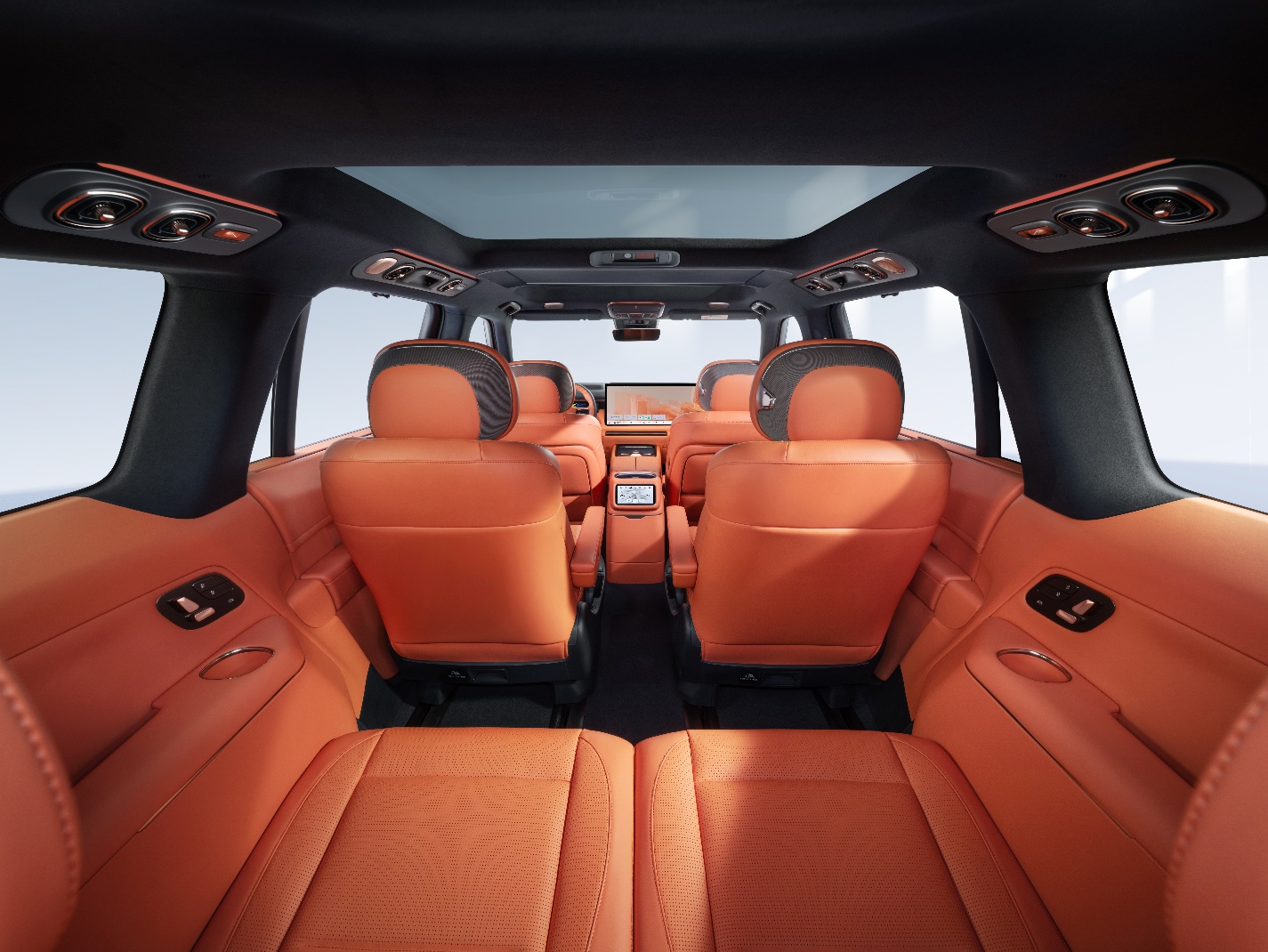 Lynk & Co 900 v&agrave; kỳ vọng dẫn đầu ph&acirc;n kh&uacute;c SUV cao cấp cỡ lớn - Ảnh 2.