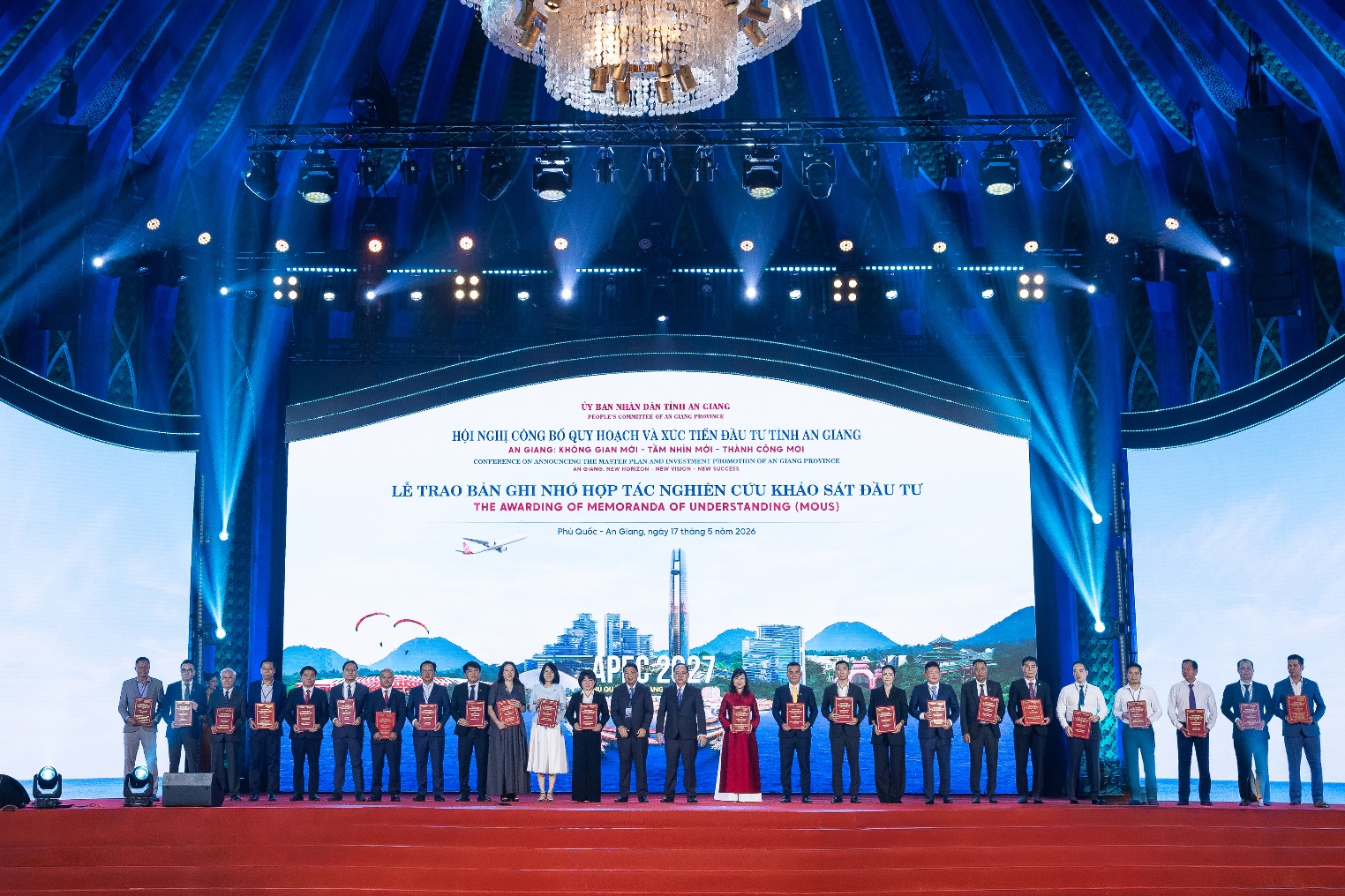 Ph&ecirc; duyệt si&ecirc;u dự &aacute;n xi măng H&agrave; Ti&ecirc;n Ki&ecirc;n Giang: Bước ngoặt chiến lược của T&acirc;n &Aacute; Đại Th&agrave;nh - Ảnh 3.