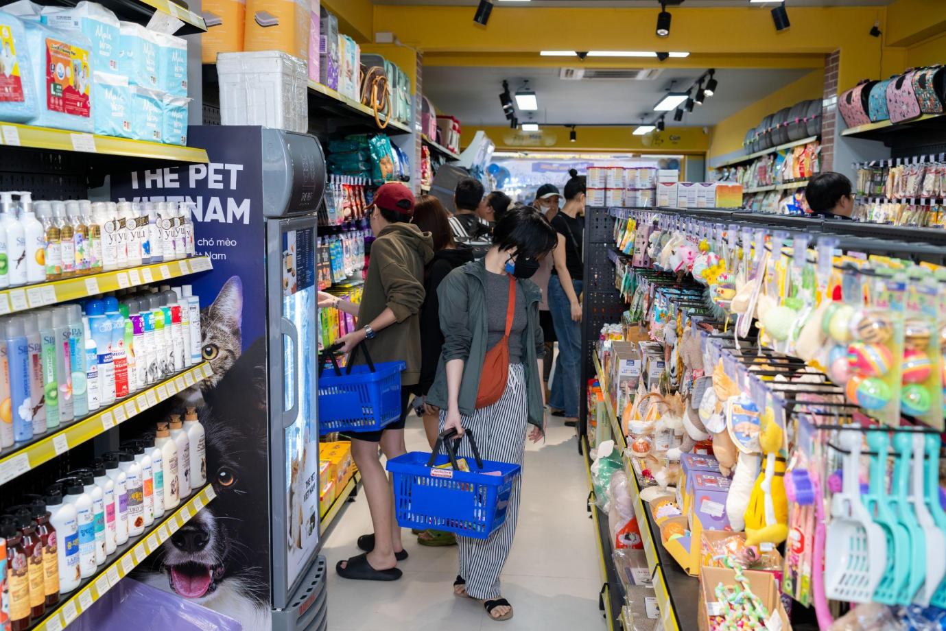 Paddy Pet Shop khai trương Chi nh&aacute;nh 5: Cửa h&agrave;ng mới toanh - săn nhanh deal xịn- Ảnh 1.