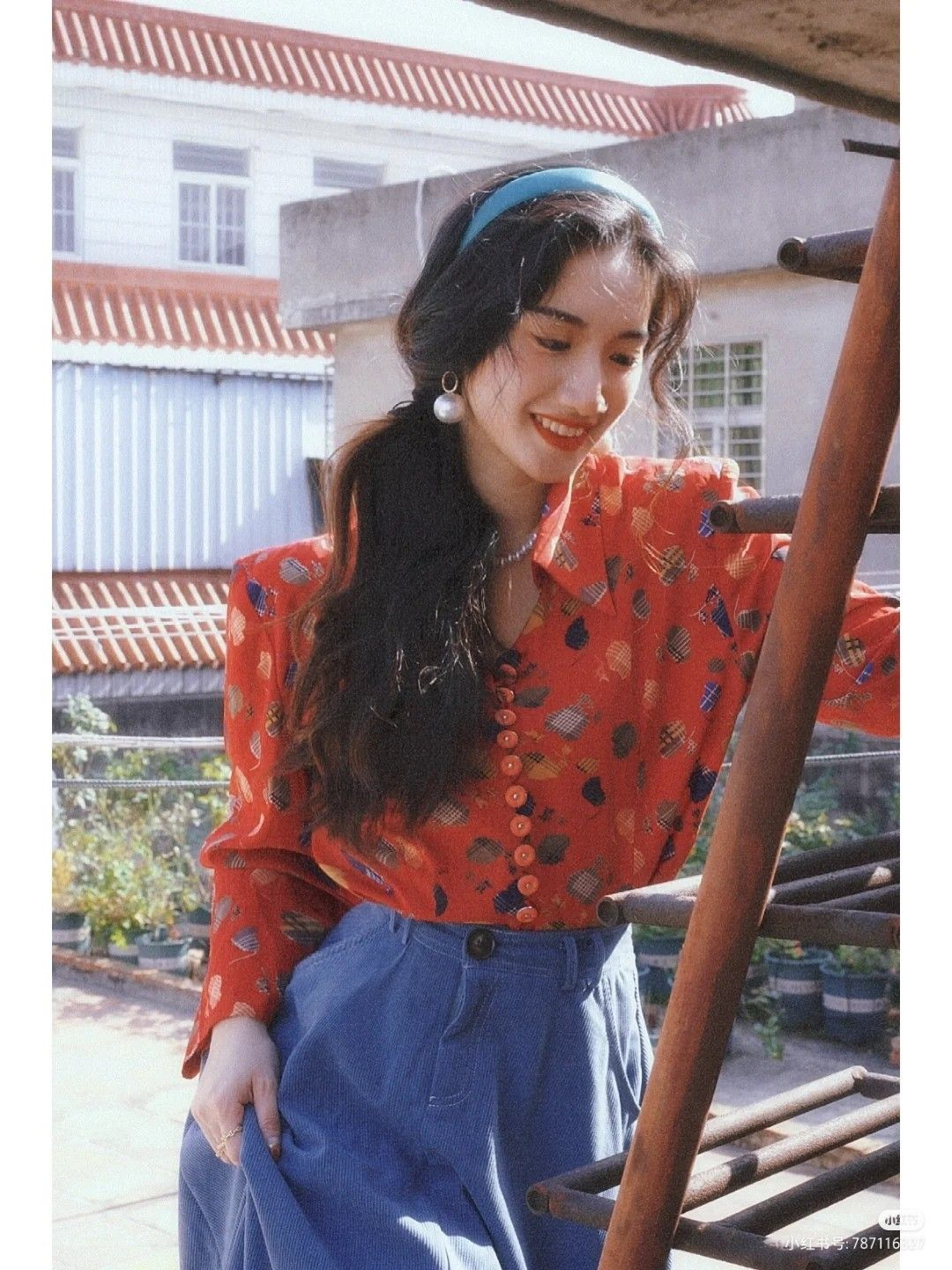 Từ áo chấm bi đến son đỏ: Style Hồng Kông thập niên 90 vẫn khiến phái đẹp mê mệt, Ngô Thanh Vân cũng không thể cưỡng lại - Ảnh 19.