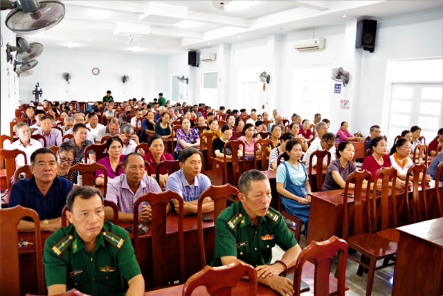 Tuy&ecirc;n truyền Luật Bi&ecirc;n ph&ograve;ng Việt Nam lan tỏa tr&aacute;ch nhiệm bảo vệ chủ quyền an ninh bi&ecirc;n giới lãnh th&ocirc;̉ của Tổ quốc - Ảnh 2.