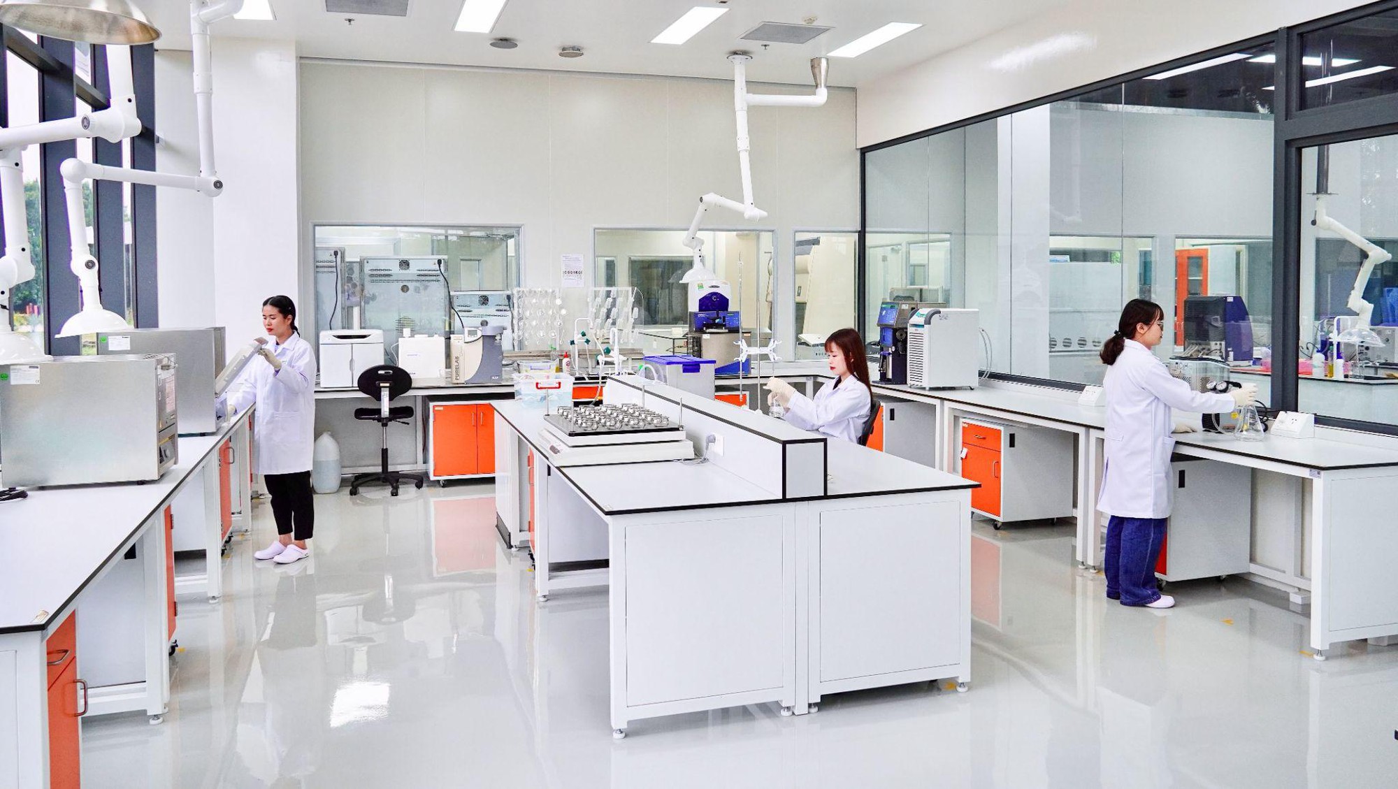C.P. Việt Nam kiểm so&aacute;t chất lượng từ đầu chuỗi - Ảnh 2.
