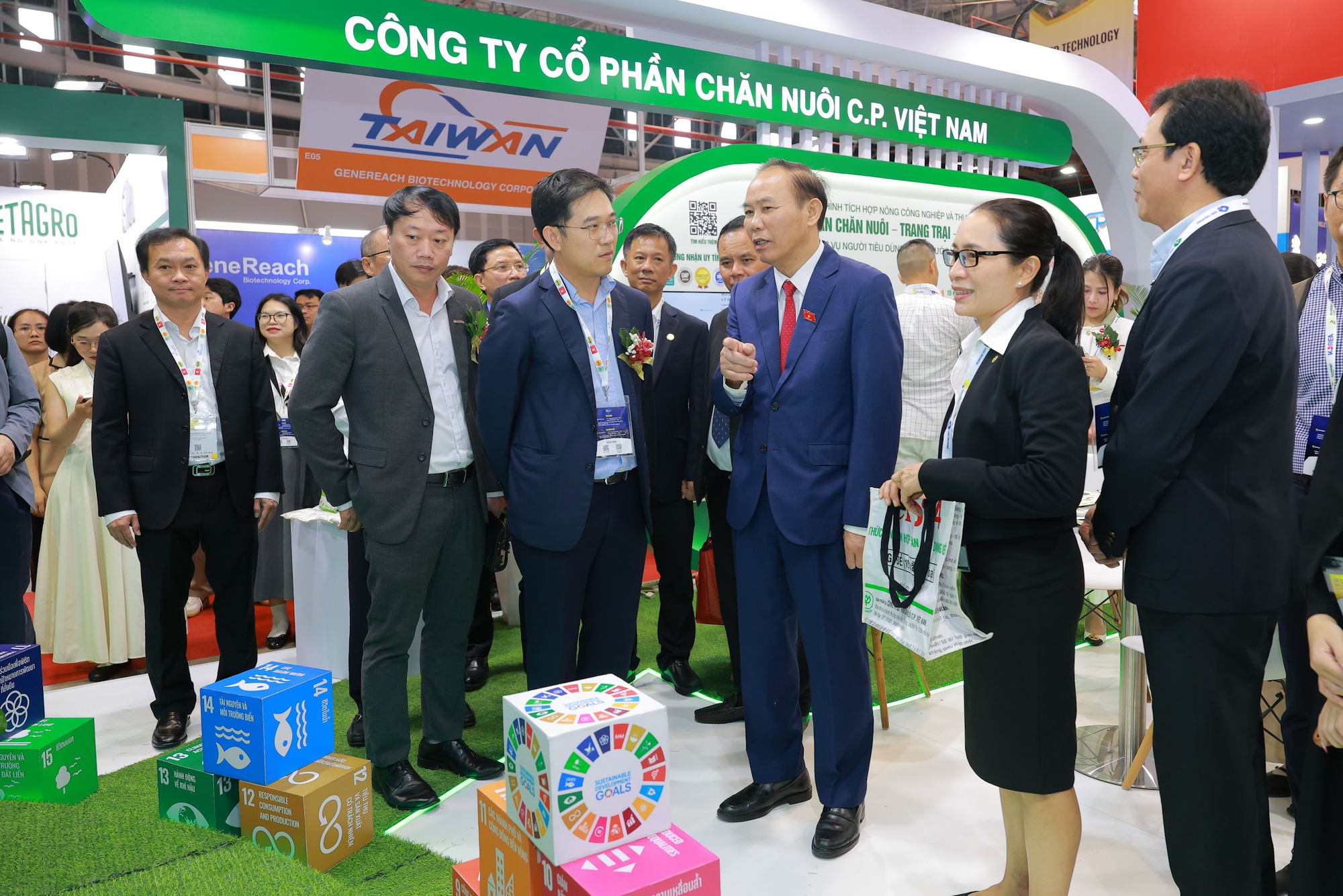 C.P. Việt Nam ph&aacute;t triển chuỗi thực phẩm bền vững- Ảnh 2.