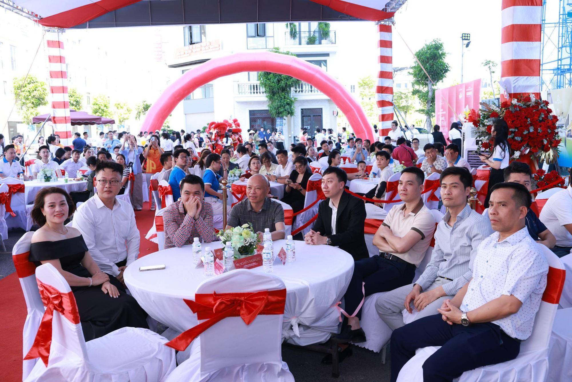 The Zenith Hải Ph&ograve;ng h&uacute;t kh&aacute;ch nhờ trải nghiệm căn hộ mẫu v&agrave; ch&iacute;nh s&aacute;ch b&aacute;n h&agrave;ng linh hoạt - Ảnh 2.