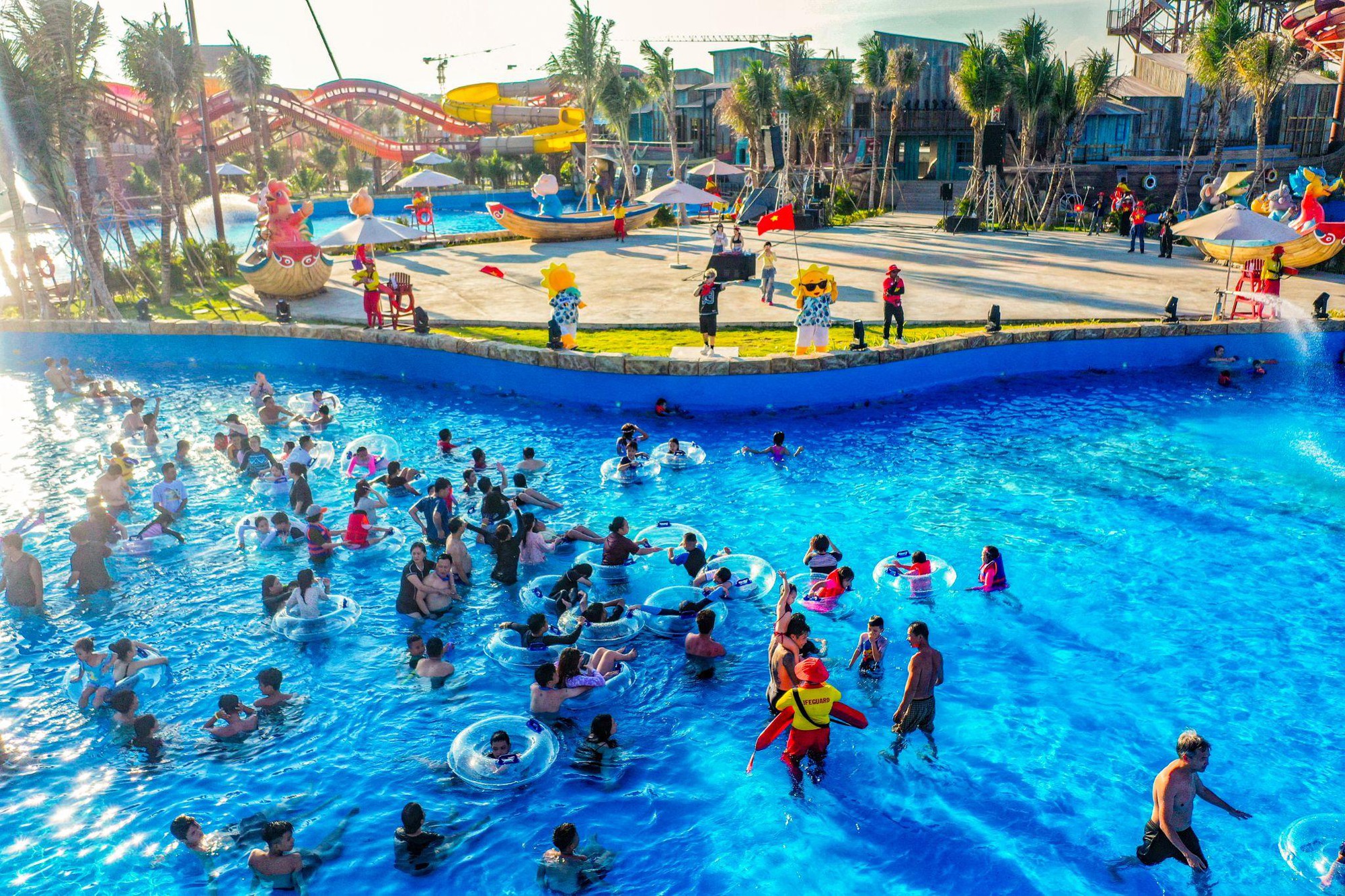 C&ocirc;ng vi&ecirc;n nước Sun World Vũng T&agrave;u sẽ bắn ph&aacute;o hoa v&agrave;o mỗi cuối tuần từ ng&agrave;y 30/05/2026 - Ảnh 4.
