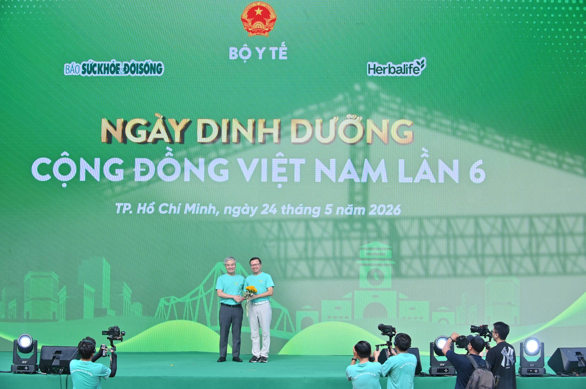 Qua 6 m&ugrave;a Ng&agrave;y Dinh dưỡng cộng đồng Việt Nam: Gần 10.000 người d&acirc;n được tư vấn sức khỏe, dinh dưỡng miễn ph&iacute; - Ảnh 3.