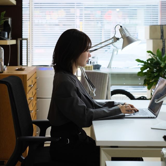“Ngày làm việc vô tận”: Hàng trăm email và cuộc họp phát sinh, 21h rời văn phòng và không còn sau đó nữa- Ảnh 2. “Ngày làm việc vô tận”: Hàng trăm email và cuộc họp phát sinh, 21h rời văn phòng và không còn sau đó nữa- Ảnh 2.