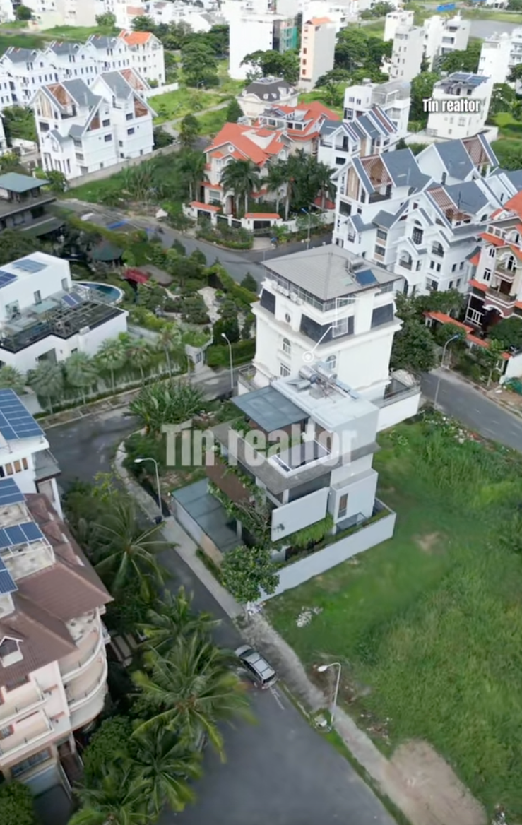 70 tỷ cho biệt thự 270m2 của Tóc Tiên: Mức giá gây choáng đúng chuẩn "địa thế" khu đất thượng lưu ở TP.HCM- Ảnh 8. 70 tỷ cho biệt thự 270m2 của Tóc Tiên: Mức giá gây choáng đúng chuẩn "địa thế" khu đất thượng lưu ở TP.HCM- Ảnh 8.