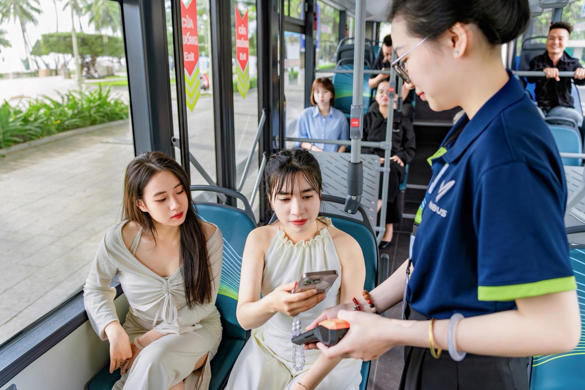 Ng&agrave;y c&agrave;ng nhiều người hỏi: Bao giờ VinBus mở th&ecirc;m tuyến mới? - Ảnh 1.