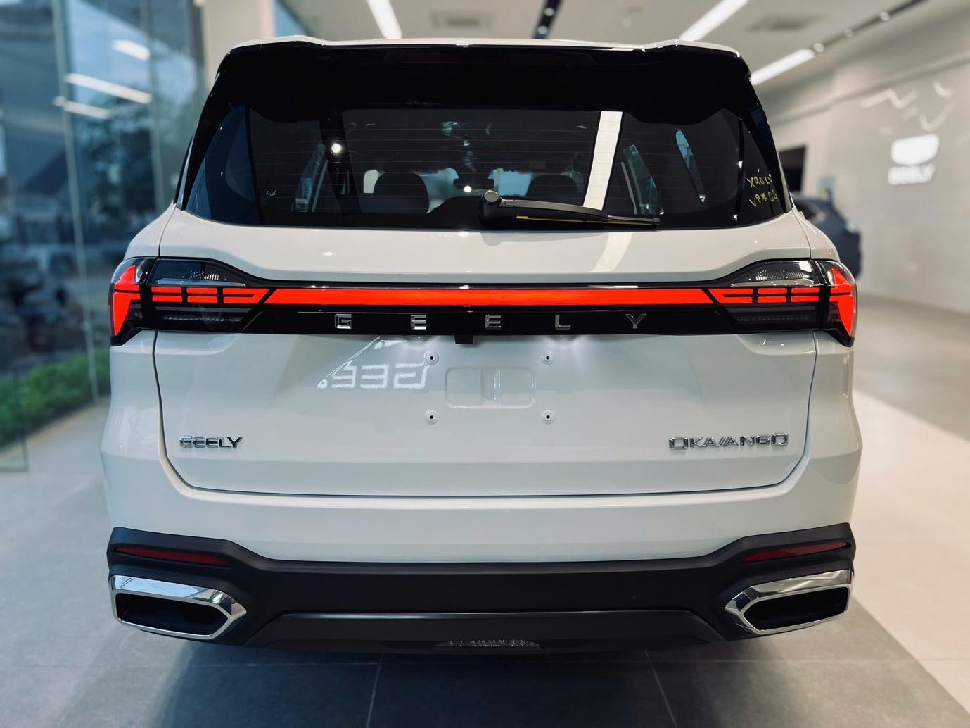 Geely Okavango: Kẻ th&aacute;ch thức ph&acirc;n kh&uacute;c D-SUV - Ảnh 3.