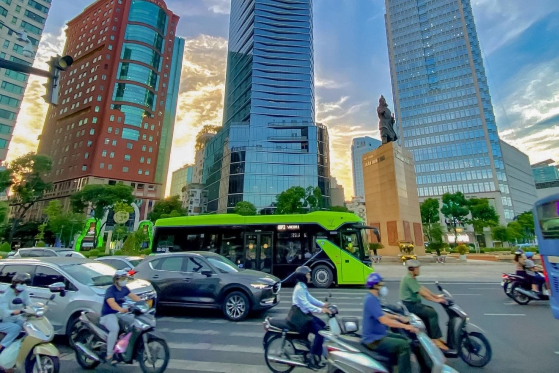 Ng&agrave;y c&agrave;ng nhiều người hỏi: Bao giờ VinBus mở th&ecirc;m tuyến mới? - Ảnh 3.