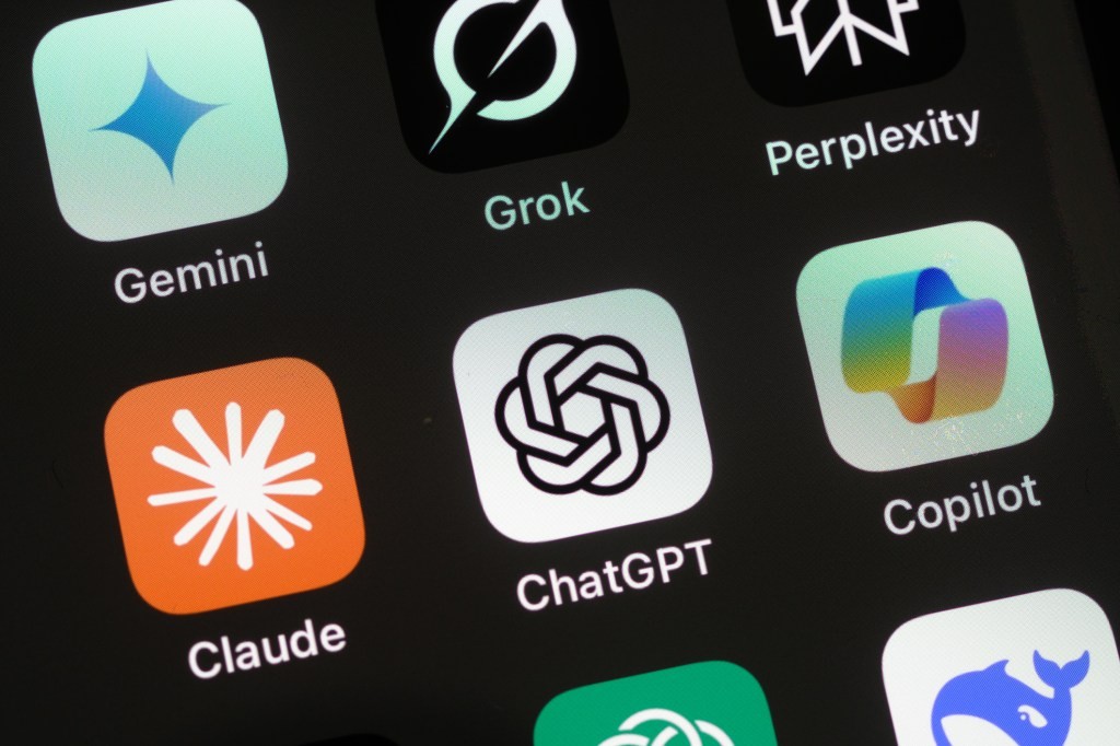 Gemini c&oacute; lượt tải app nhiều nhất, nhưng ChatGPT lại tạo ra doanh thu khủng- Ảnh 1.