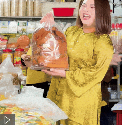 Đảo Hoa Hậu v&agrave; loạt show khuấy động kh&ocirc;ng kh&iacute; dịp sale th&aacute;ng 5 tr&ecirc;n Shopee - Ảnh 2.