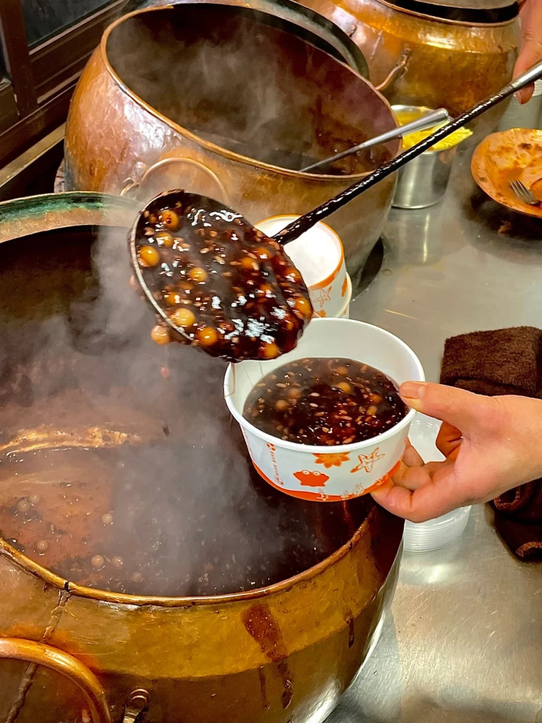 Nam Kinh kh&ocirc;ng chỉ c&oacute; vịt quay: 8 tiệm ăn cũ kỹ m&agrave; người bản địa nhất quyết kh&ocirc;ng chia sẻ tr&ecirc;n mạng- Ảnh 8.
