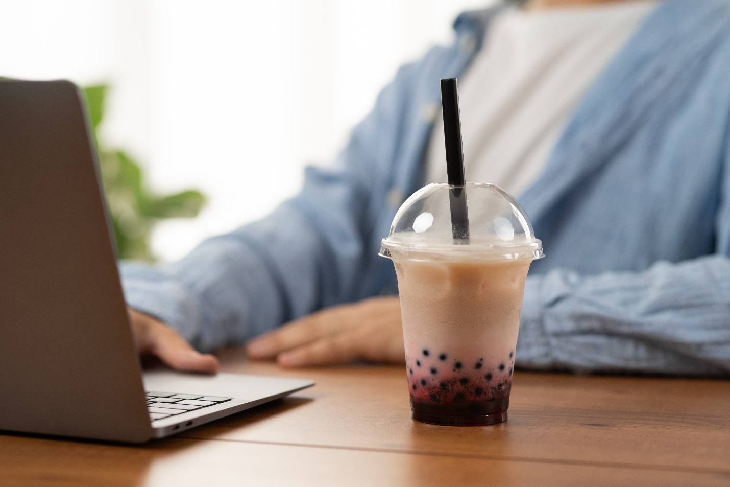 'Bẫy' năng lượng tức th&igrave;: Mệt mỏi ở d&acirc;n văn ph&ograve;ng đ&aacute;ng lo hơn bạn nghĩ- Ảnh 1.