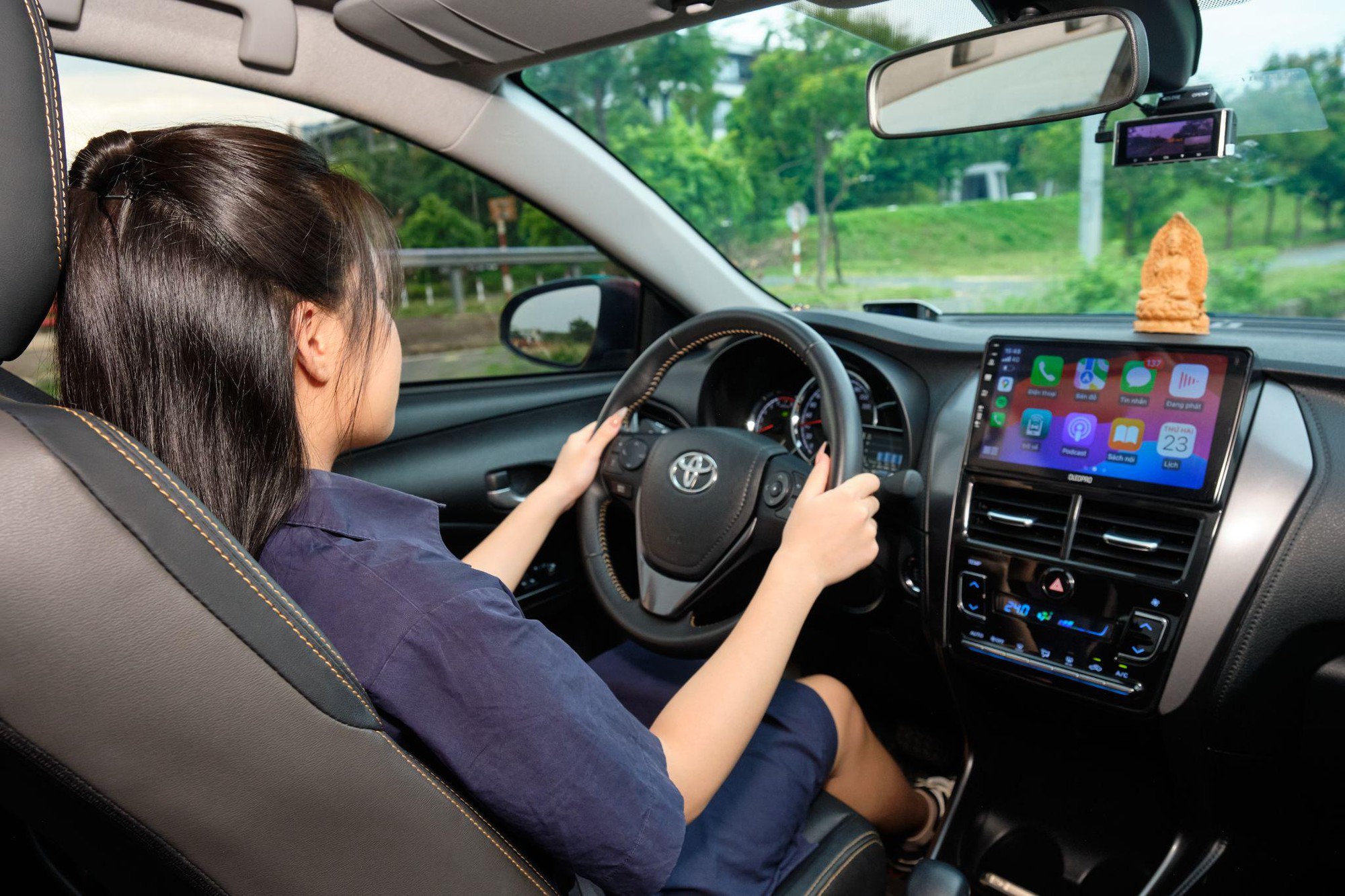 Toyota Vios đ&oacute;n h&egrave; với ưu đ&atilde;i 50% lệ ph&iacute; trước bạ, tiếp tục giữ sức h&uacute;t trong nh&oacute;m sedan dịch vụ- Ảnh 5.