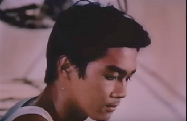 Nam diễn vi&ecirc;n đi chơi với Việt Trinh, Diễm Hương phải ngửa tay xin tiền mẹ từng trăm ng&agrave;n một - Ảnh 1.