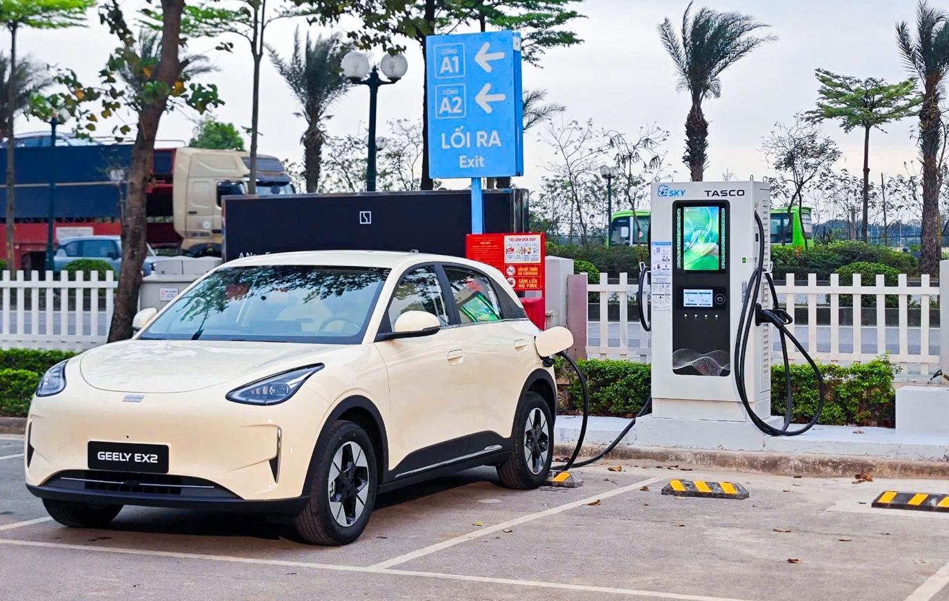 "Tra tấn" Geely EX2 84.000 km/năm để thấy pin bền tới cỡ n&agrave;y: Chỉ chai đ&uacute;ng 3,5%, kh&ocirc;ng ph&aacute;t sinh bất cứ vấn đề n&agrave;o- Ảnh 7.