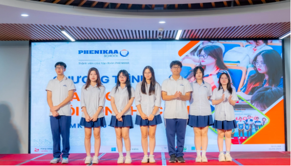 Bảng điểm kh&ocirc;ng phải l&agrave; duy nhất: Gi&aacute;o dục cần hướng đến hạnh ph&uacute;c- Ảnh 2.